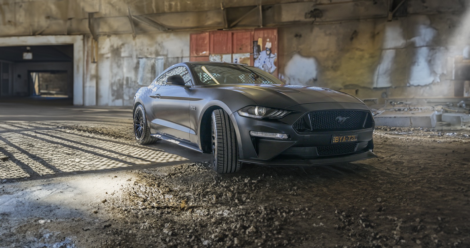 mustangstable01fb